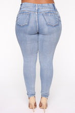 Load image into Gallery viewer, Booty Lifting Jeans

