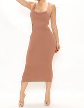 Load image into Gallery viewer, Stop the Presses Ribbed Midi Dress
