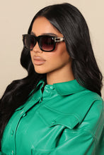 Load image into Gallery viewer, You See Me  Sunglasses - Black
