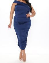 Load image into Gallery viewer, Ruched Midi Dress - Navy
