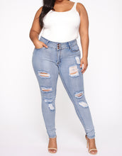 Load image into Gallery viewer, Booty Lifting Jeans
