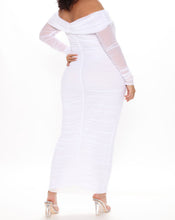 Load image into Gallery viewer, Top Trend Ruched Maxi Dress
