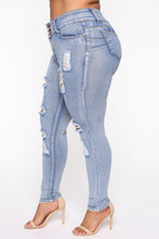 Load image into Gallery viewer, Booty Lifting Jeans
